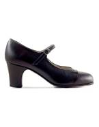 Flamenco shoe M00